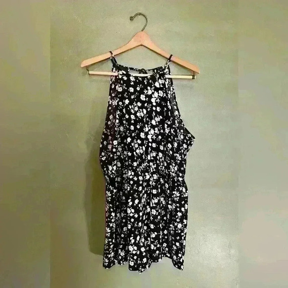 Ditzy Floral Tie Back Romper, Size XL - Picture 2 of 6